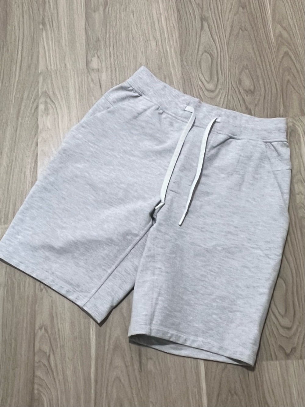 lululemon Men's Heather Light Gray Athletic Shorts (S)